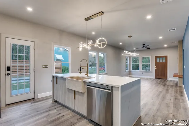 915 Mason San Antonio, TX 78208